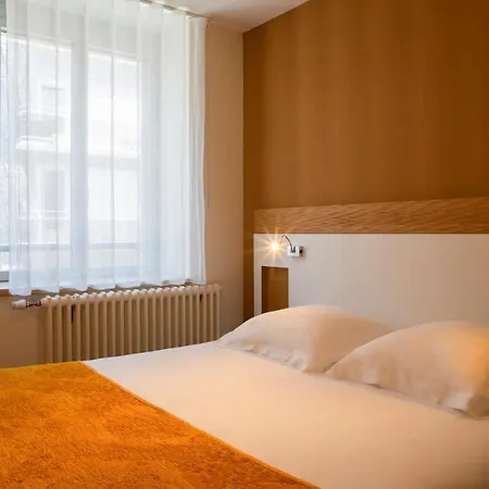 Otel De Perros, The Originals Boutique