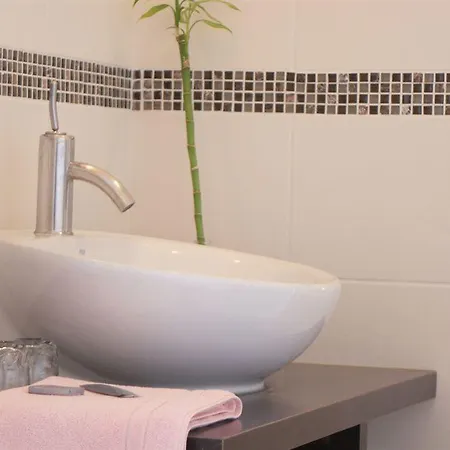 Otel De Perros, The Originals Boutique Perros-Guirec