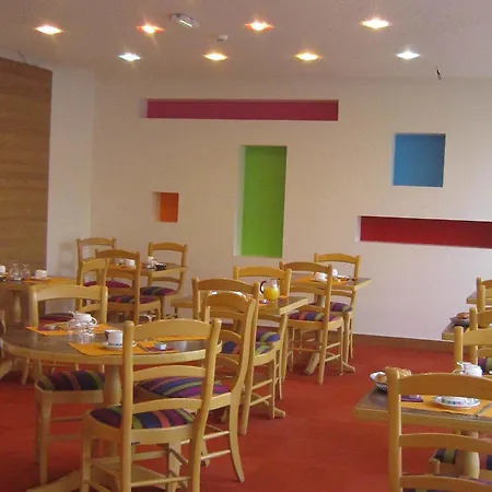 De Perros, The Originals Boutique Otel